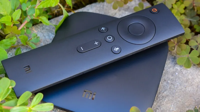 Android smartphone illustration representing IPTV mobile streaming